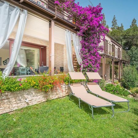 Villa Luna . Chia Eden Rock . Wifi Ac Riva dei Pini Экстерьер фото
