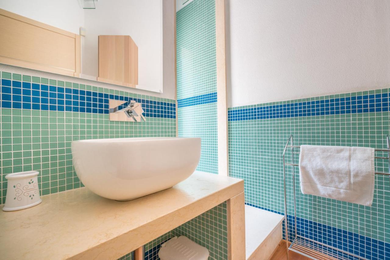Villa Luna . Chia Eden Rock . Wifi Ac Riva dei Pini Экстерьер фото
