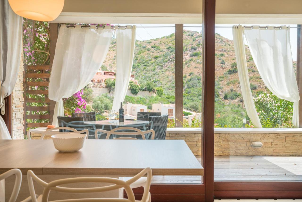 Villa Luna . Chia Eden Rock . Wifi Ac Riva dei Pini Экстерьер фото
