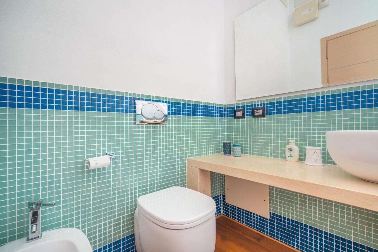 Villa Luna . Chia Eden Rock . Wifi Ac Riva dei Pini Экстерьер фото